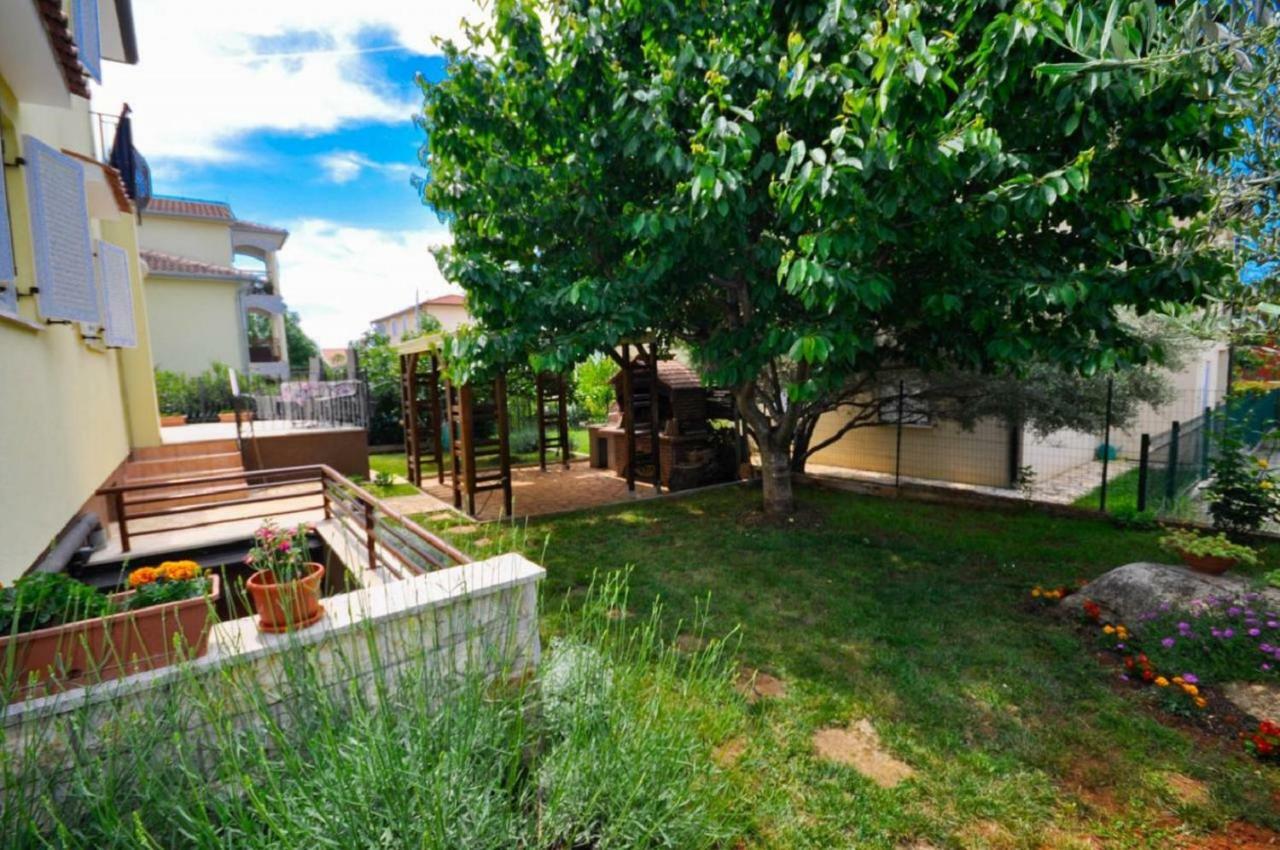 Ana M Apartments Novigrad Istria Eksteriør billede