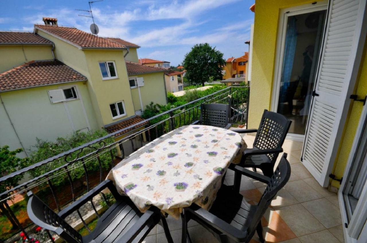 Ana M Apartments Novigrad Istria Eksteriør billede