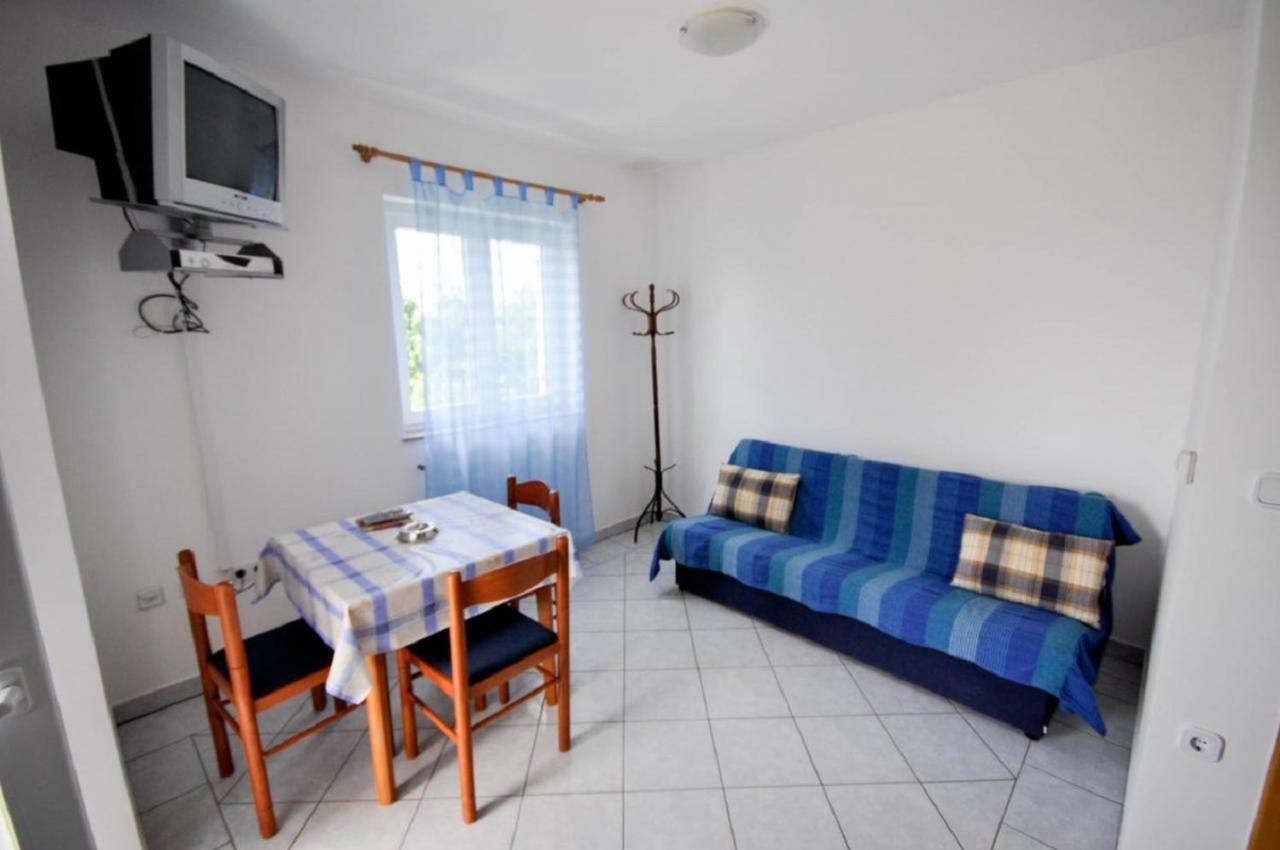 Ana M Apartments Novigrad Istria Eksteriør billede